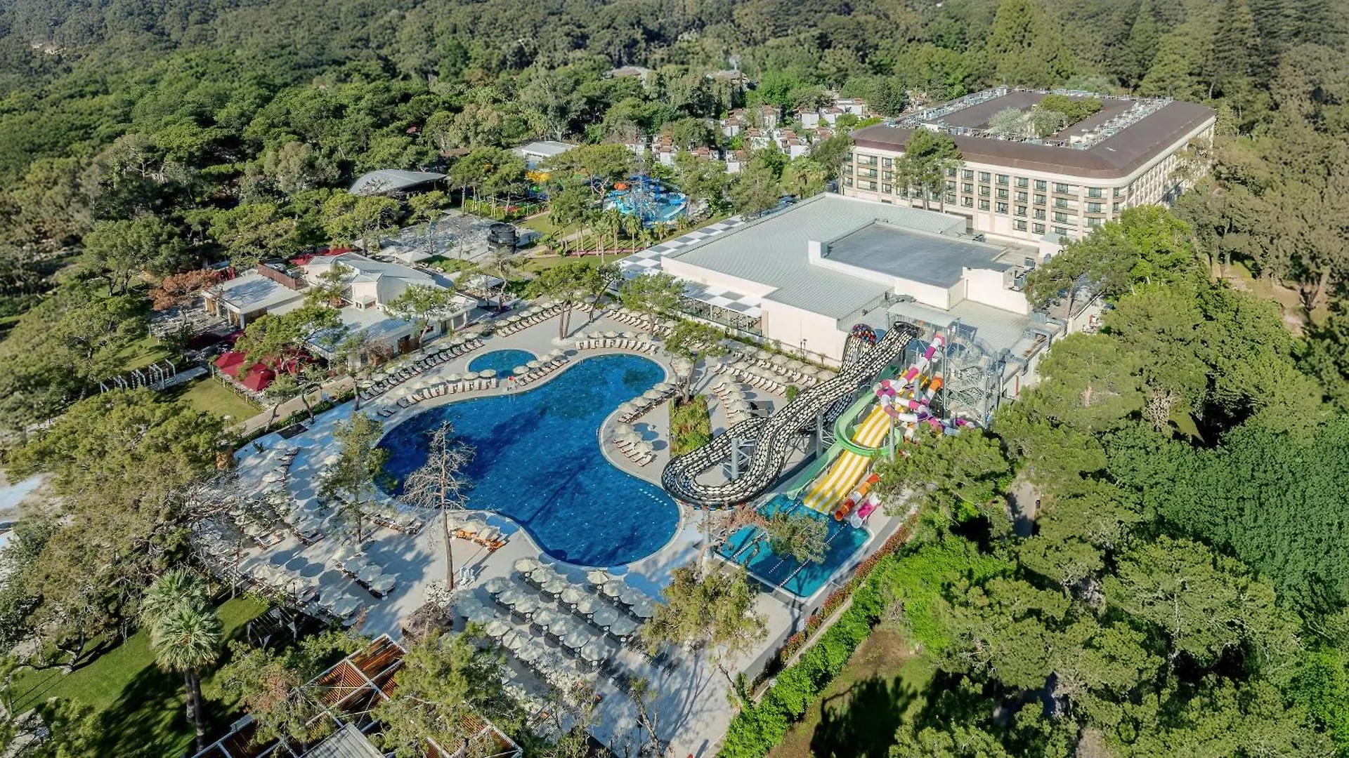 Bergiz Hotels & Resorts ケメル